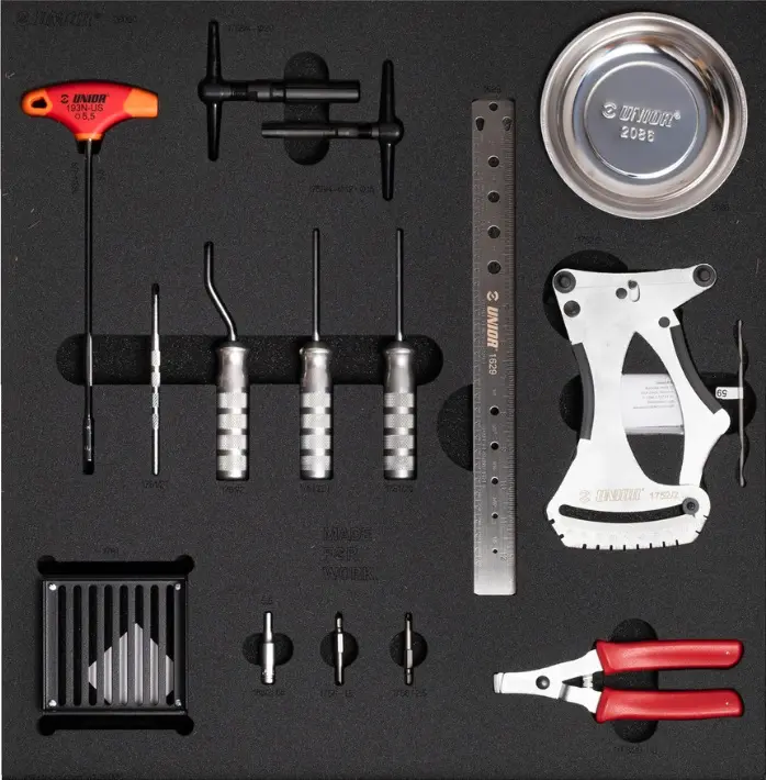 UNIOR BIKE - SET OF TOOLS IN TRAY 1 FOR 2600C - WHEEL BUILDING